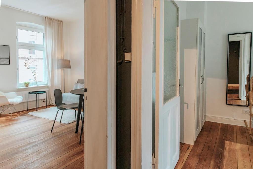 Altbautraum! 2 Zimmer Mit 24H Check-In Kiel Eksteriør billede